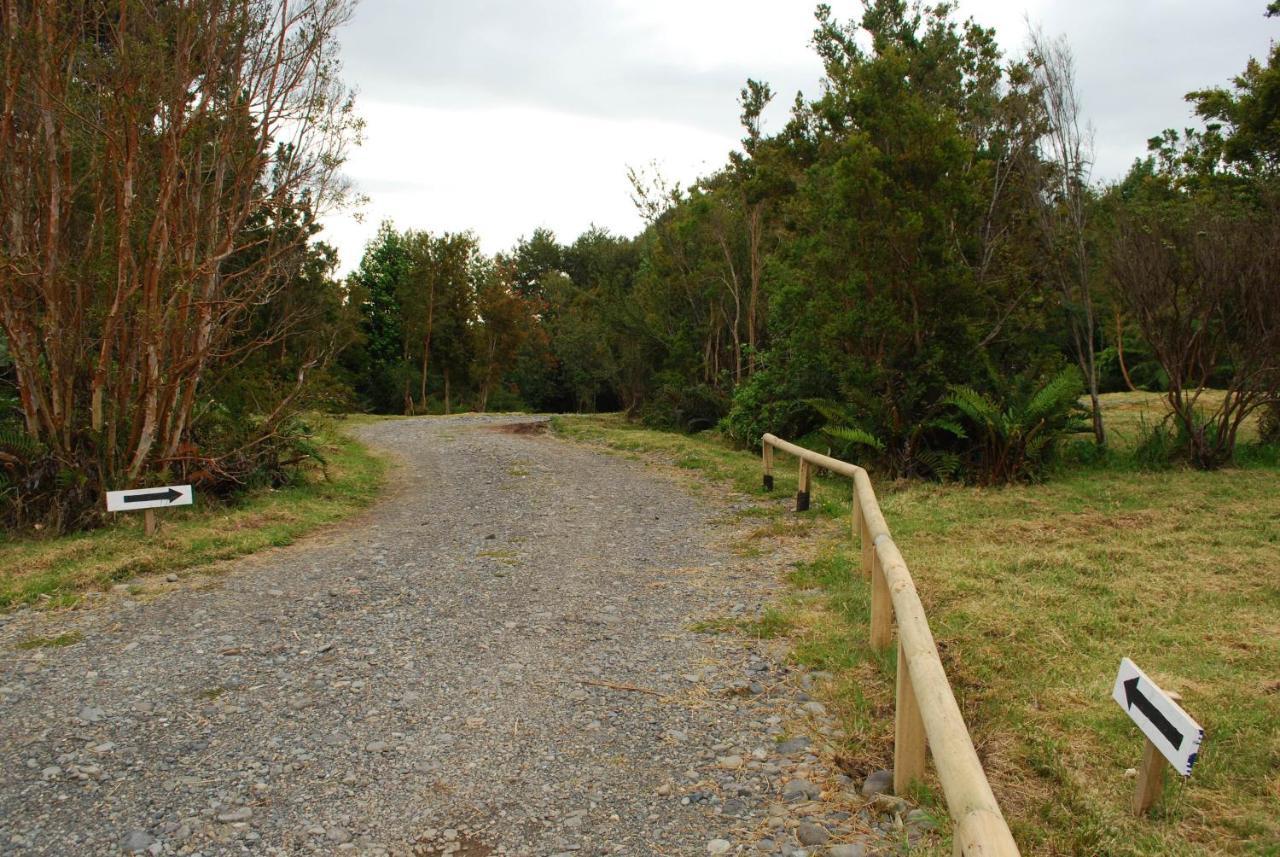 Chucao Bosque Y Cabanas Chaiten Exterior photo